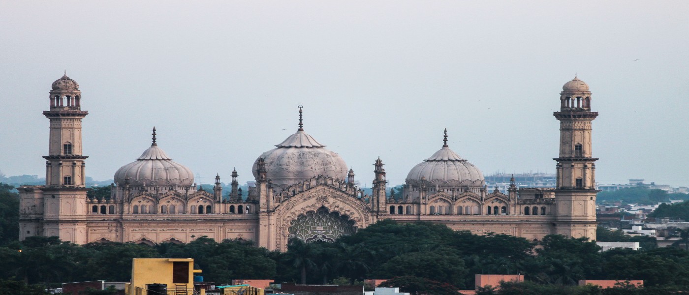 Jama Masjid Famous Place To Visit In Lucknow